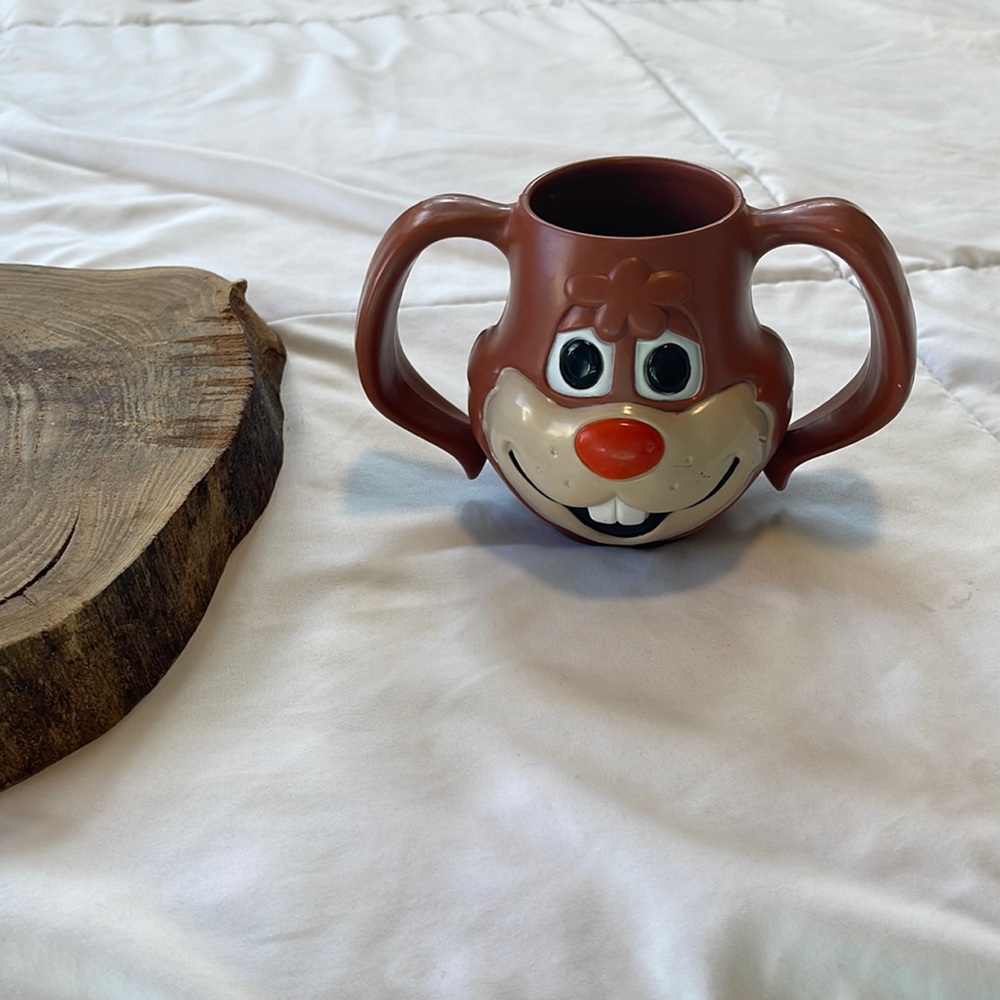 Nestle Quick Rabbit Mug Cup Vintage Bunny Brown 2 Handles Plastic